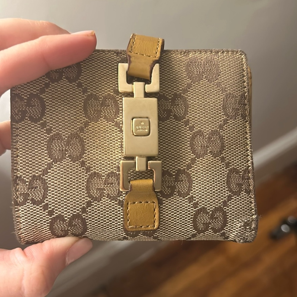 Gucci cloth wallet